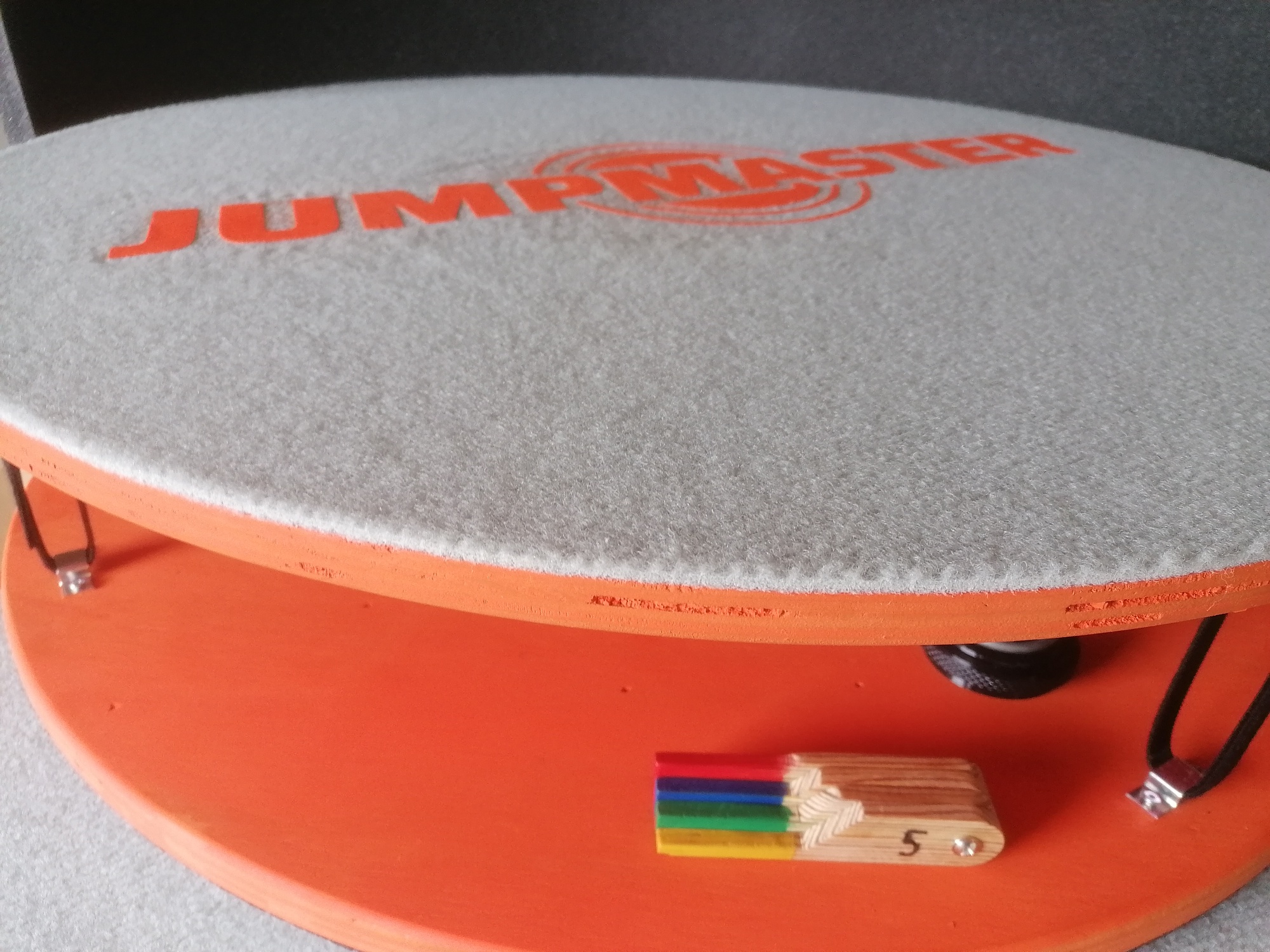 Jumpmaster Oberseite mit Vlies-Belag und Logo